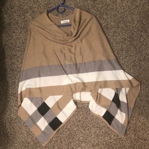 Calvin Klein Poncho